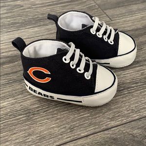 Chicago bears baby shoes